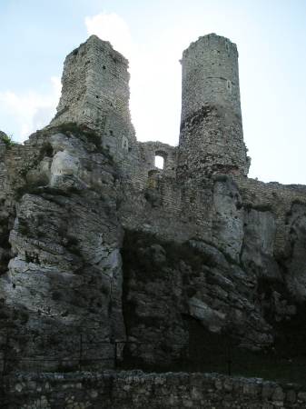 ogrodzieniec4.jpg